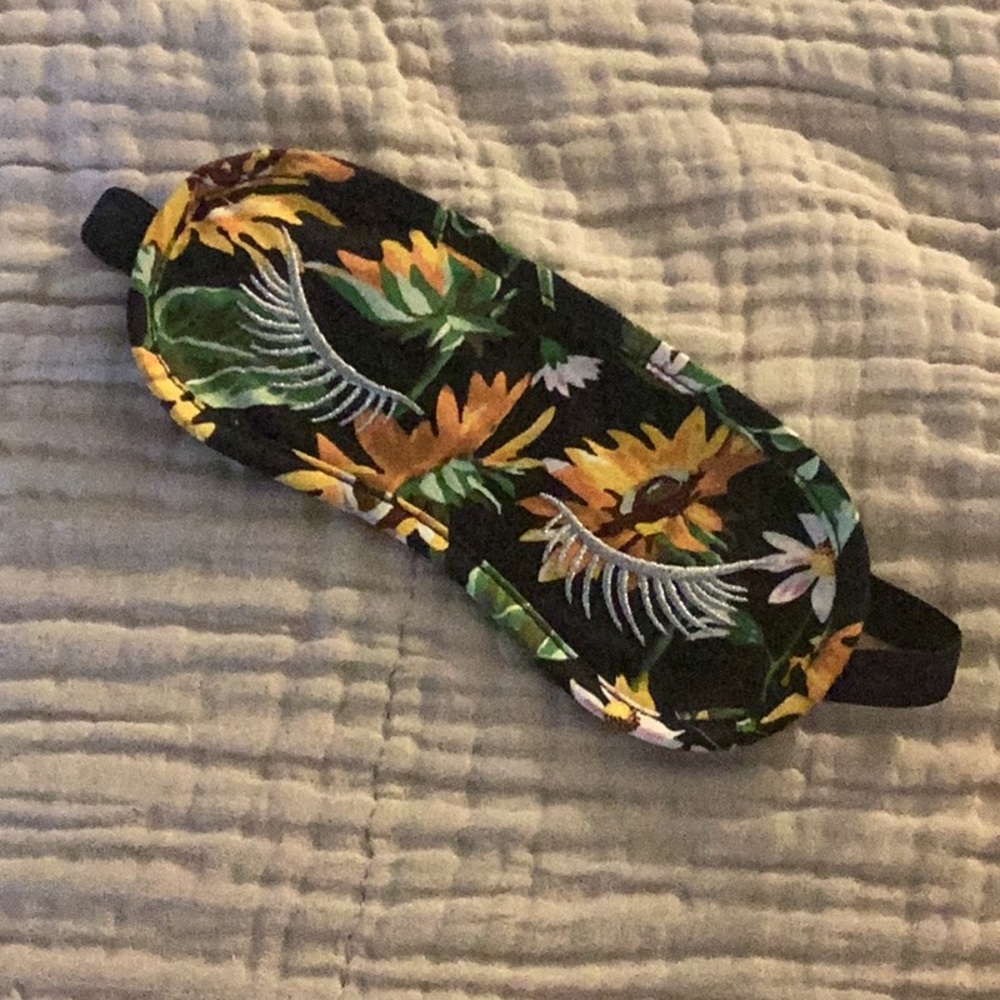 NEVER USED Vera Bradley Eye Mask